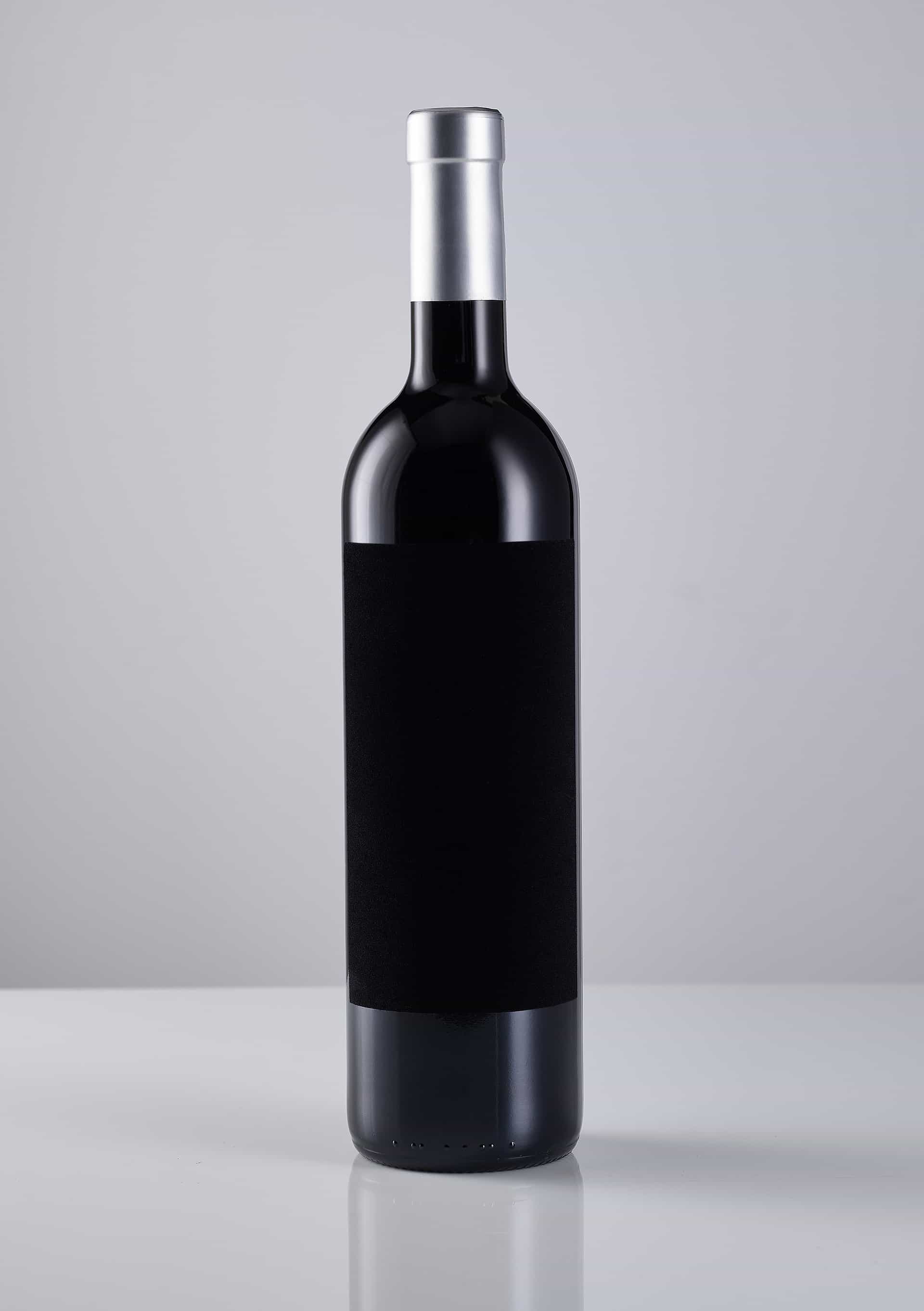ad-lpm-cpg-fasson-velvet-black-bottle