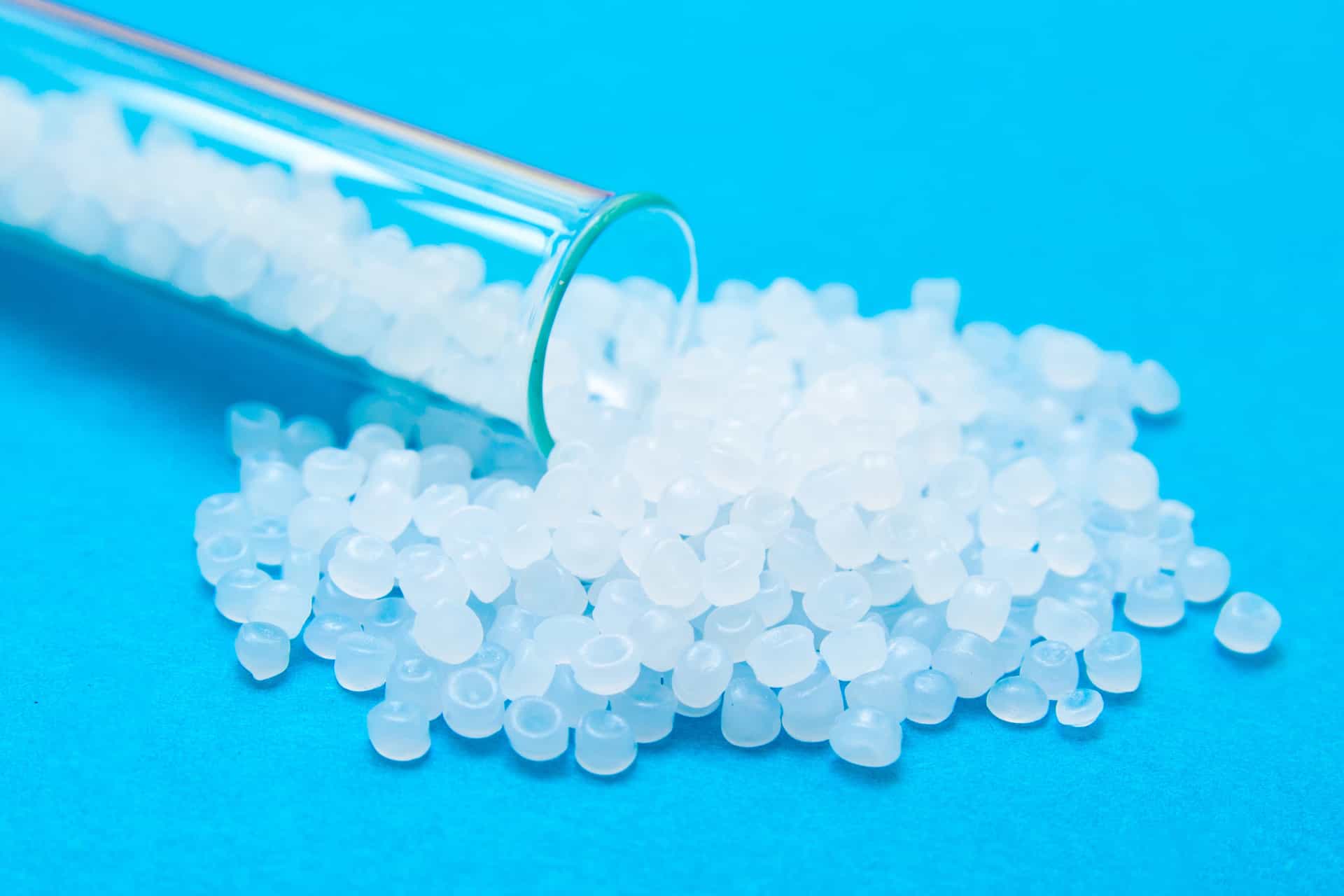 ad-lpm-cpg-mechanical-recycling-chemical-recycling-and-bio-based-solutions-explained-st1438300439-1