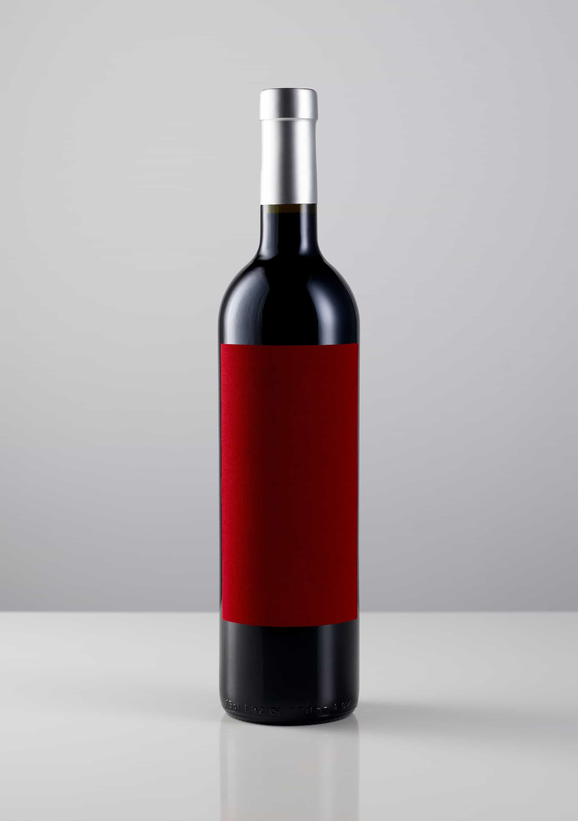 ad-lpm-cpg-fasson-velvet-garnet-bottle