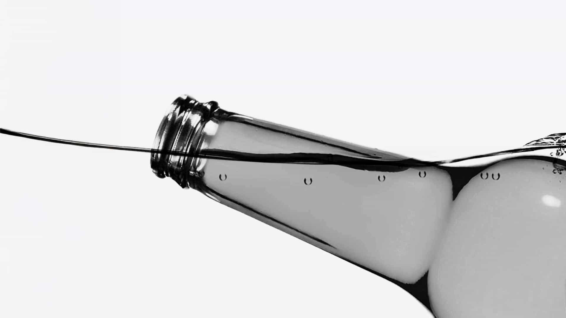 ad-lpm-cpg-reuse-refill-bottle-in-water-black-and-white-1