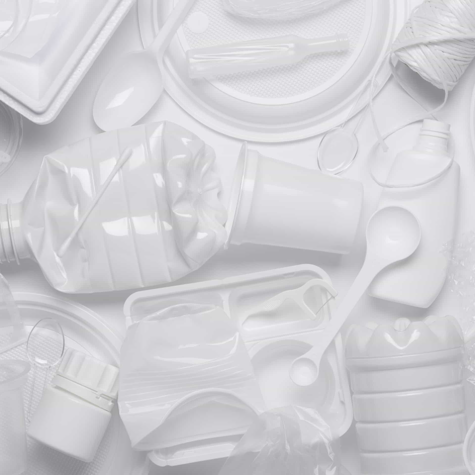 ad-lpm-cpg-white-plastic-waste-products-recycling-ppwr-thumbnail-st1378709336