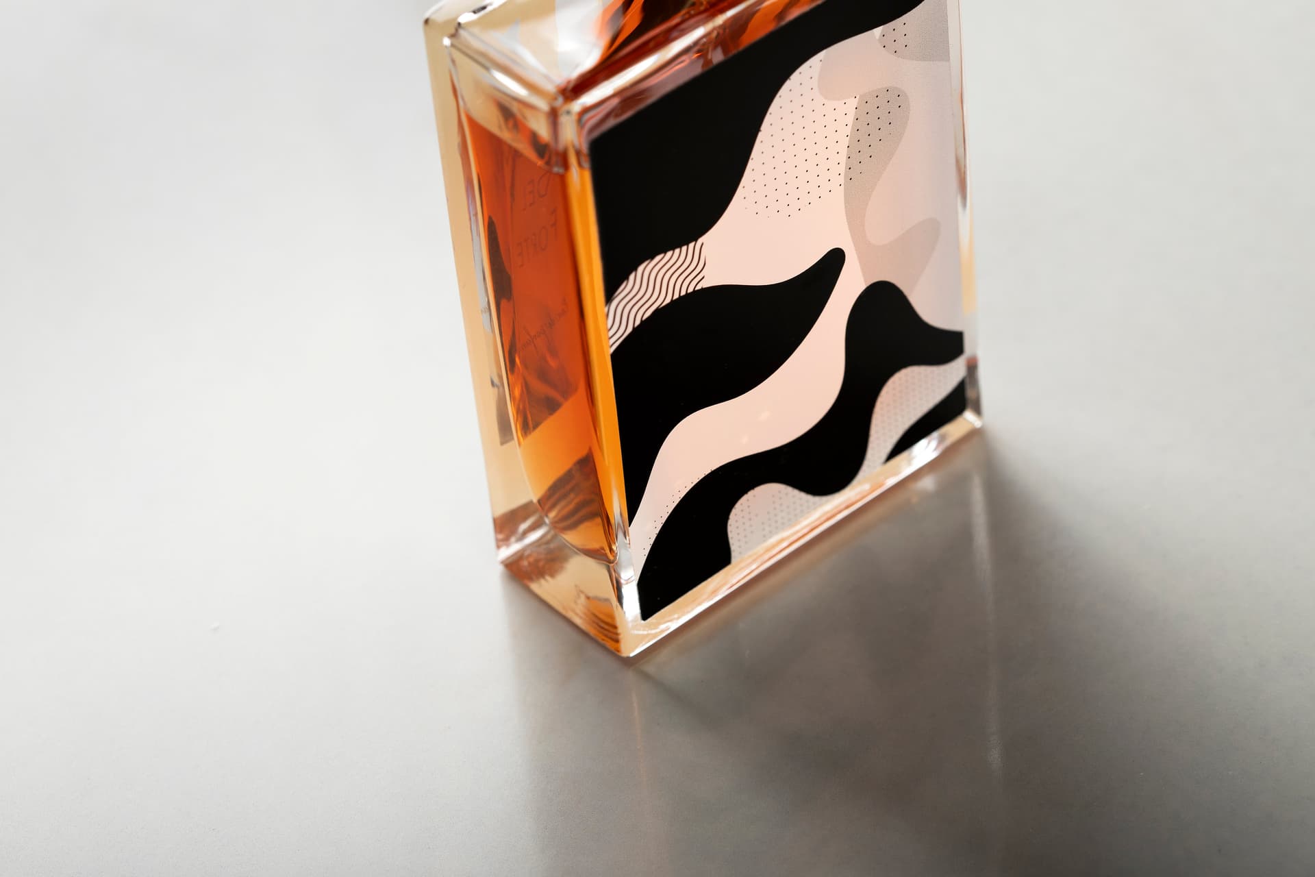 ad-lpm-cpg-the-story-of-torres-corpi-caldi-perfume-7