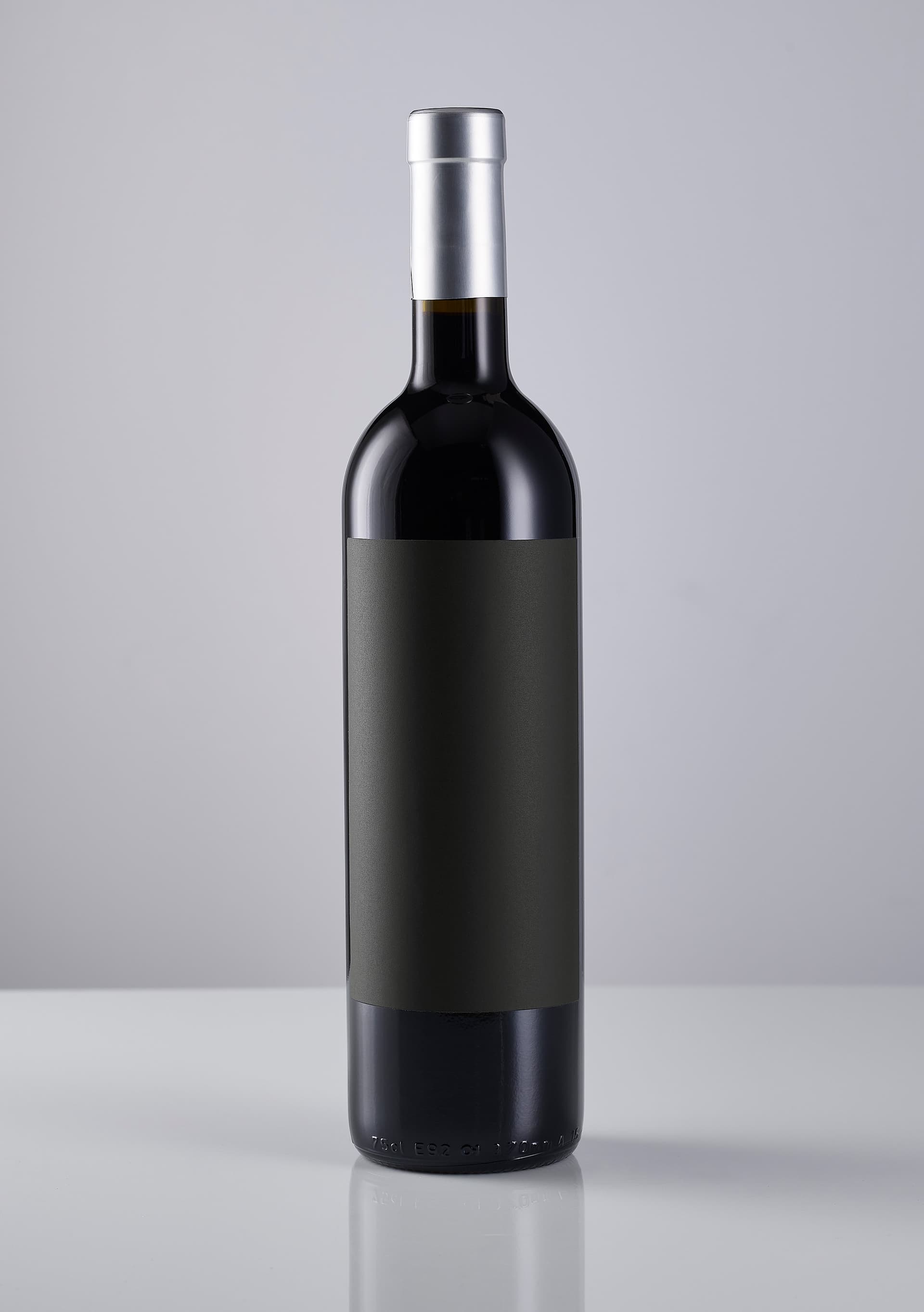 ad-lpm-cpg-fasson-soft-touch-black-fsc-bottle