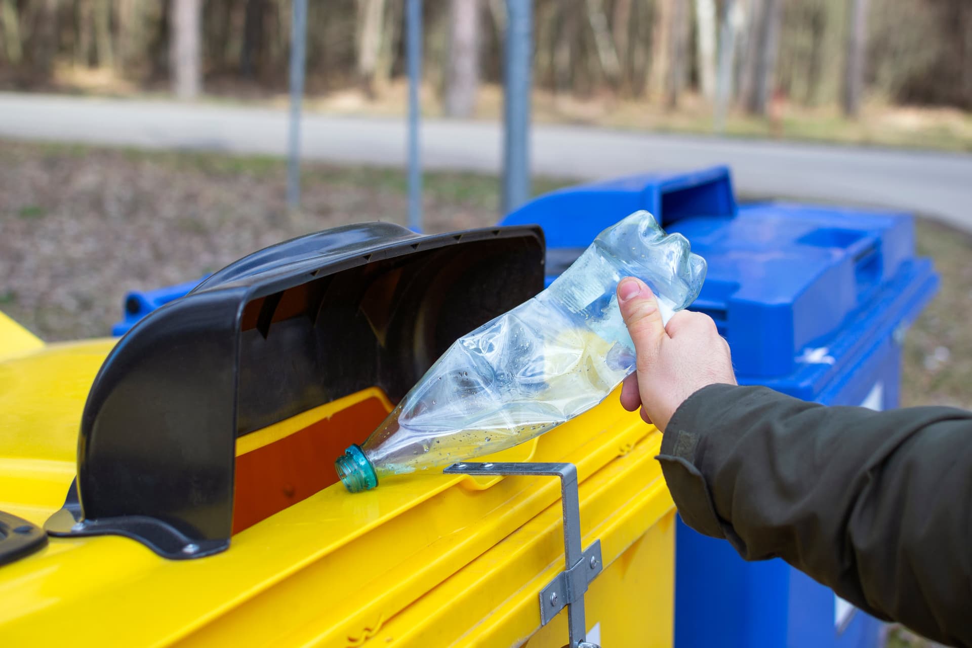 ad-lpm-cpg-beyond-the-bin-why-design-for-recycling-matters-banner-1