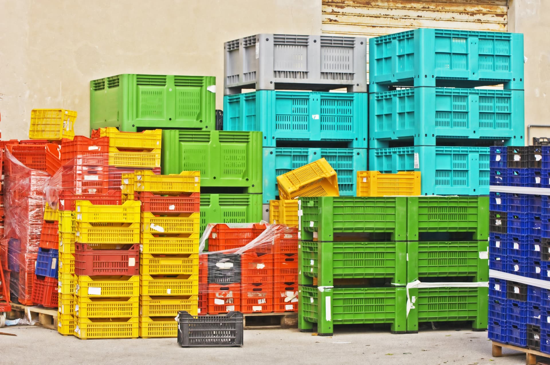 ad-lpm-cpg-streamlining-product-tracking-the-power-of-RFID-in-manufacturing-tile-2