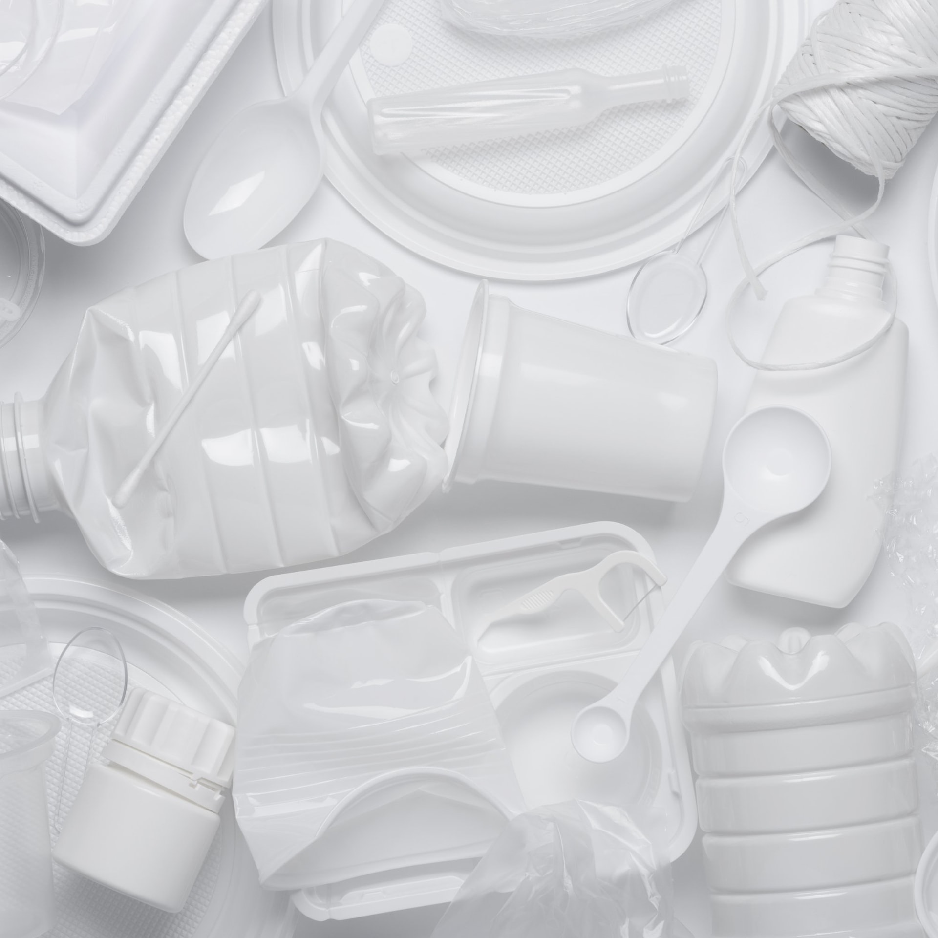 ad-lpm-cpg-white-plastic-waste-products-recycling-ppwr-thumbnail-st1378709336