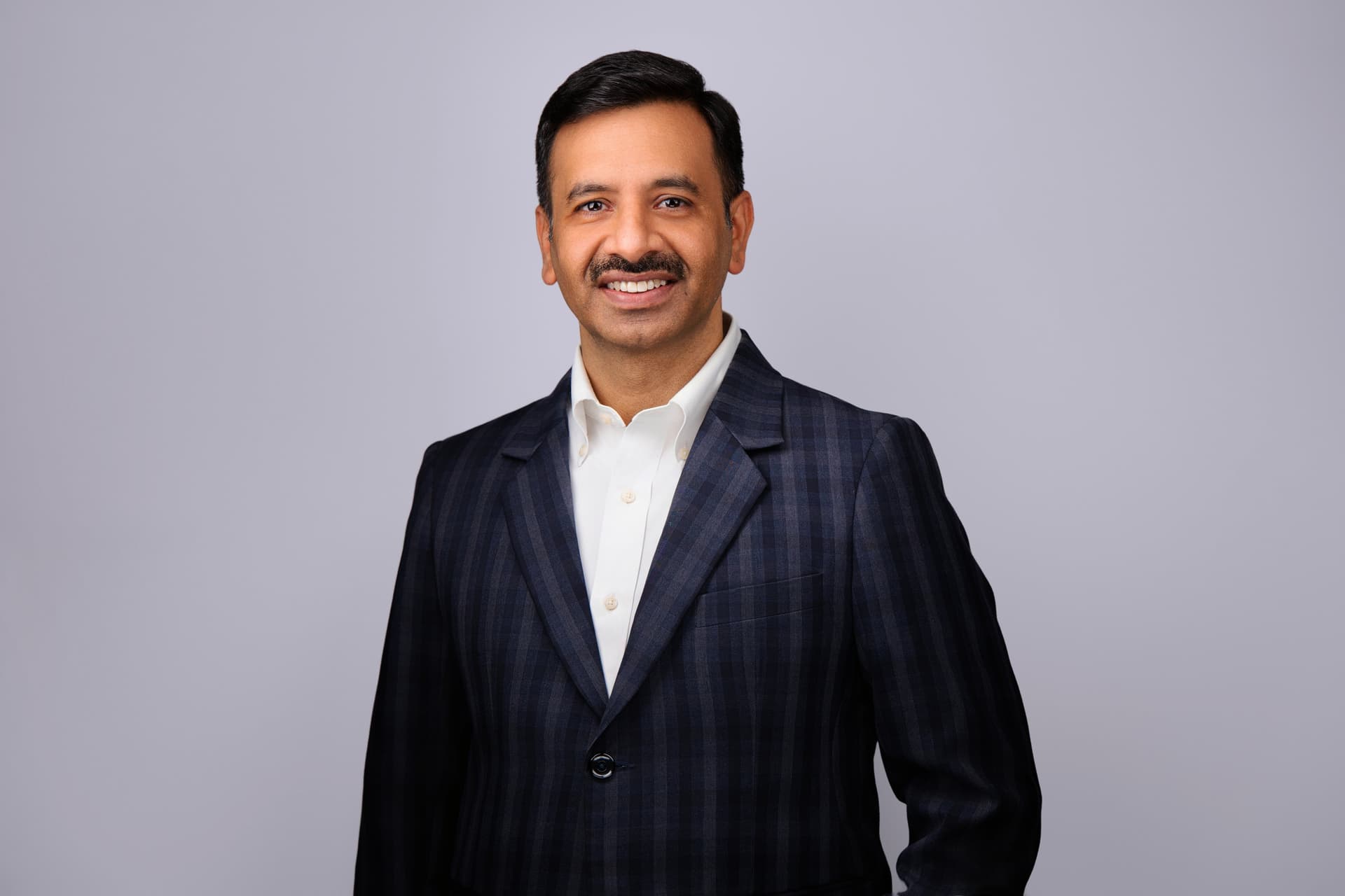 Bhardwaj_Pankaj_312--1006-gray-retouched