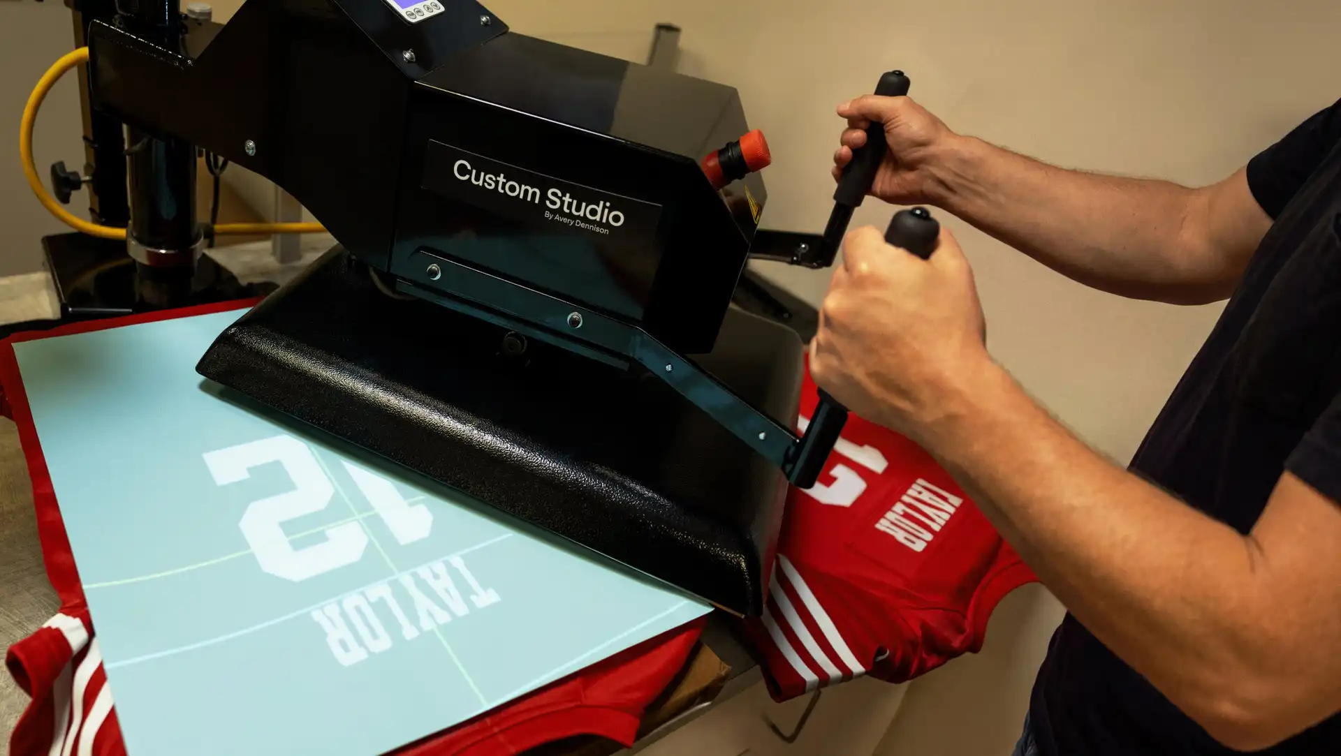 Heat-Press-Custom-Studio