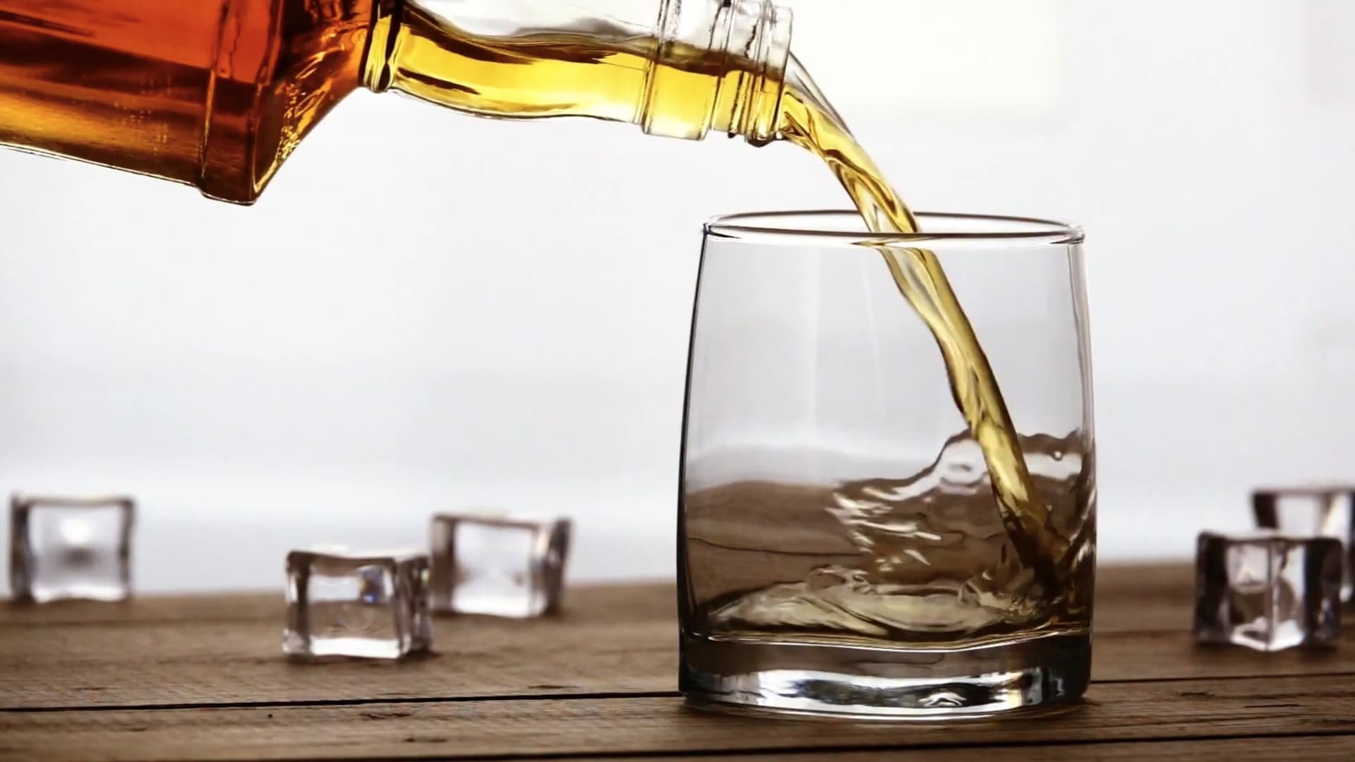 ad-lpm-cpg-wine-spirits-and-craft-beer-labels-and-packaging-overview-video-thumbnail