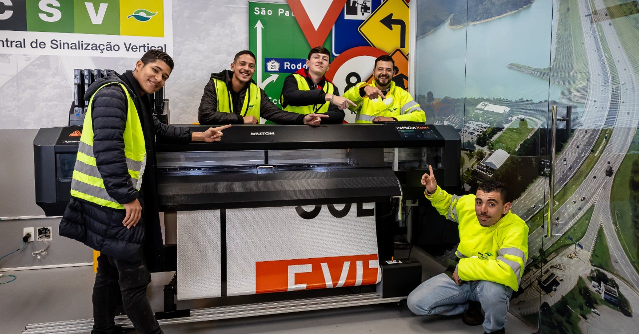 Ecovias Launches Vertical Sign Center with TrafficJet™