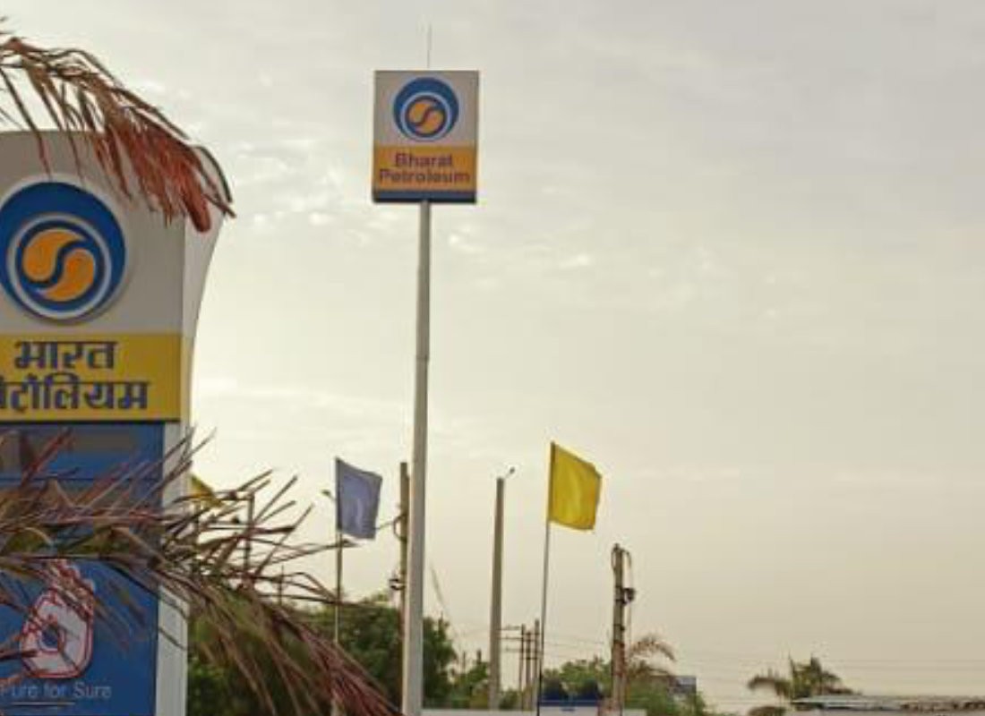 High Mast Signs for the Indian Oil Industry Go Digital