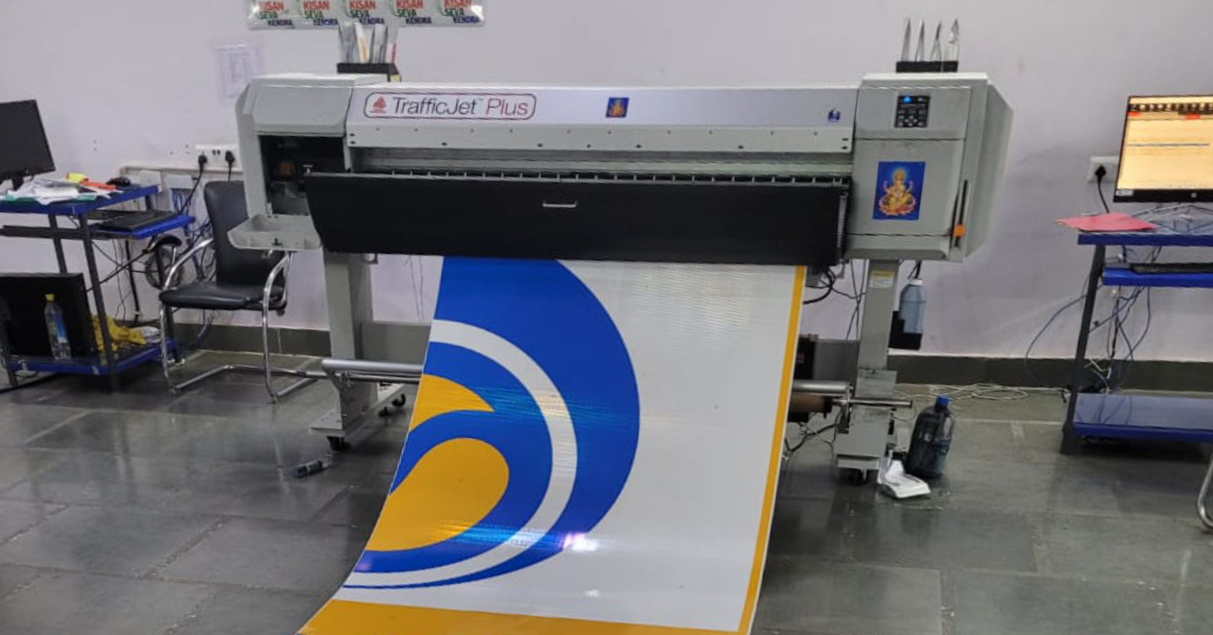 TrafficJet™ Plus printing high mast sign for Indian oil industry